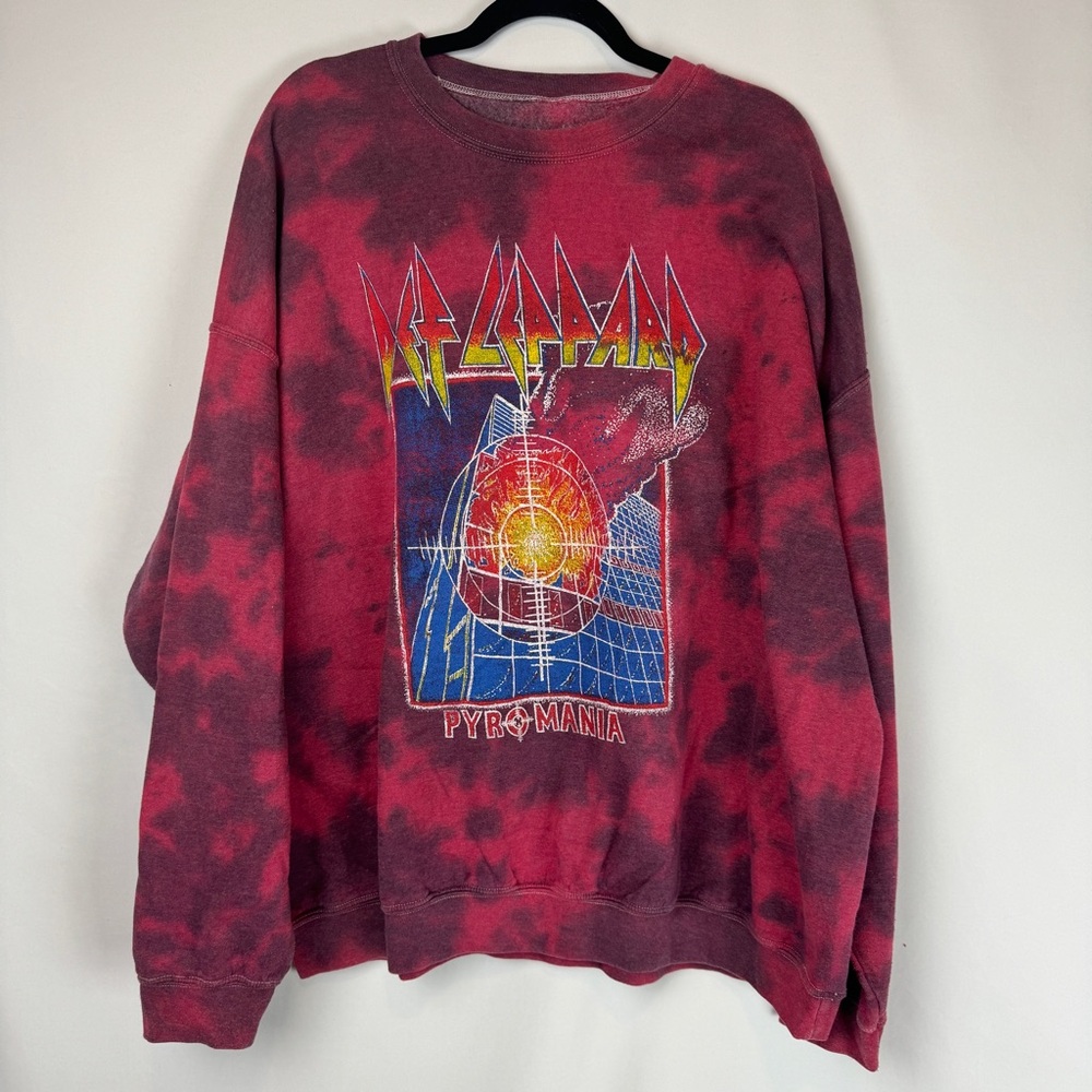 Urban Outfitters Cotton Def Leppard long sleeve crewneck L/XL